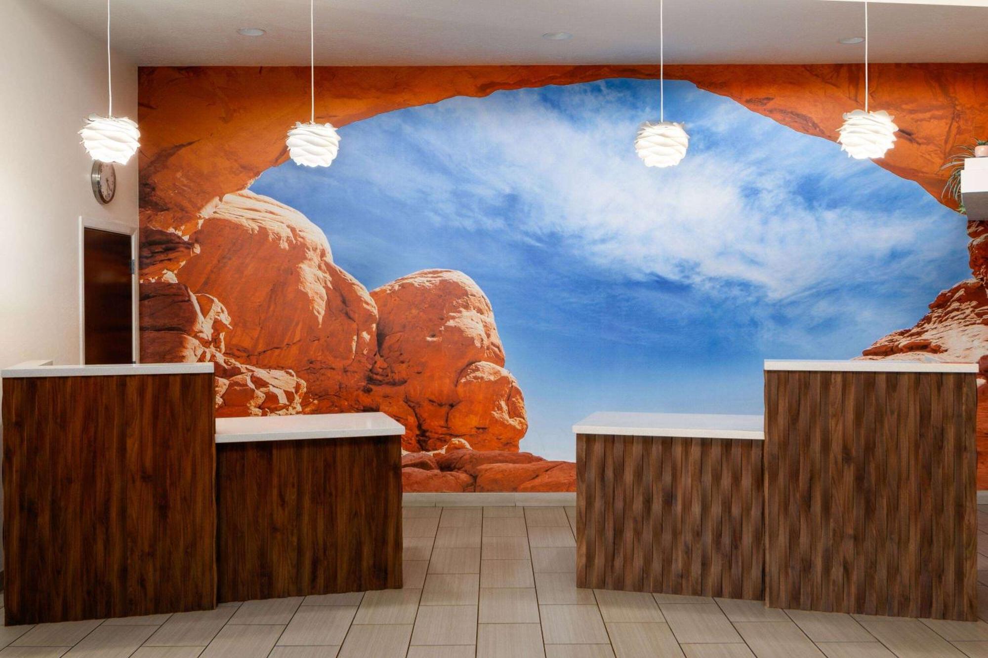 Wingate By Wyndham Cedar Stadt Exterior foto